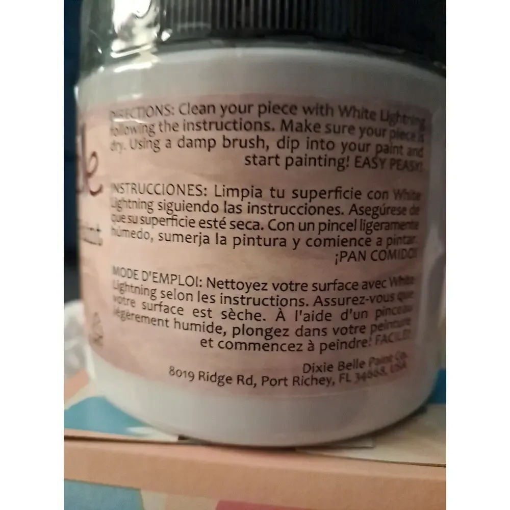 Dixie Belle Chalk Mineral Paint Fluff 16 oz NEW